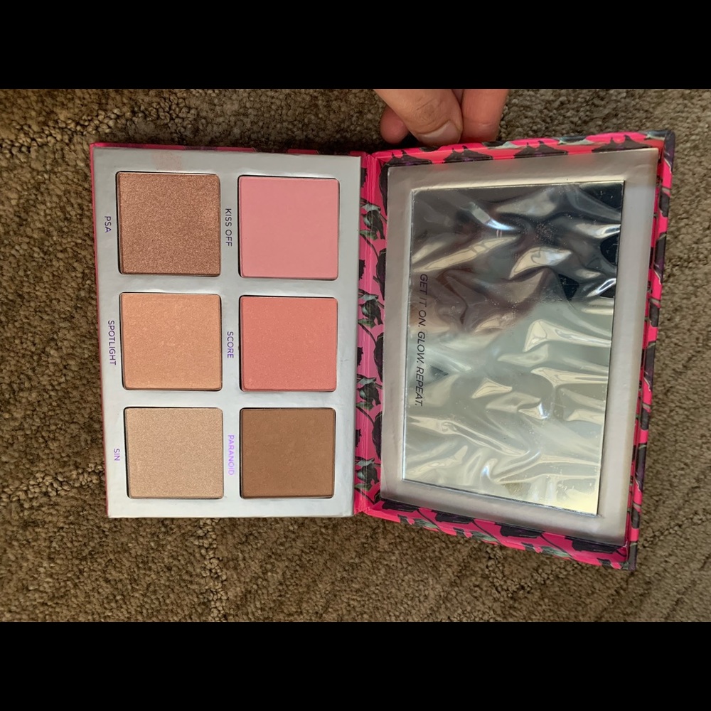 Urban decay blush/ highlighter